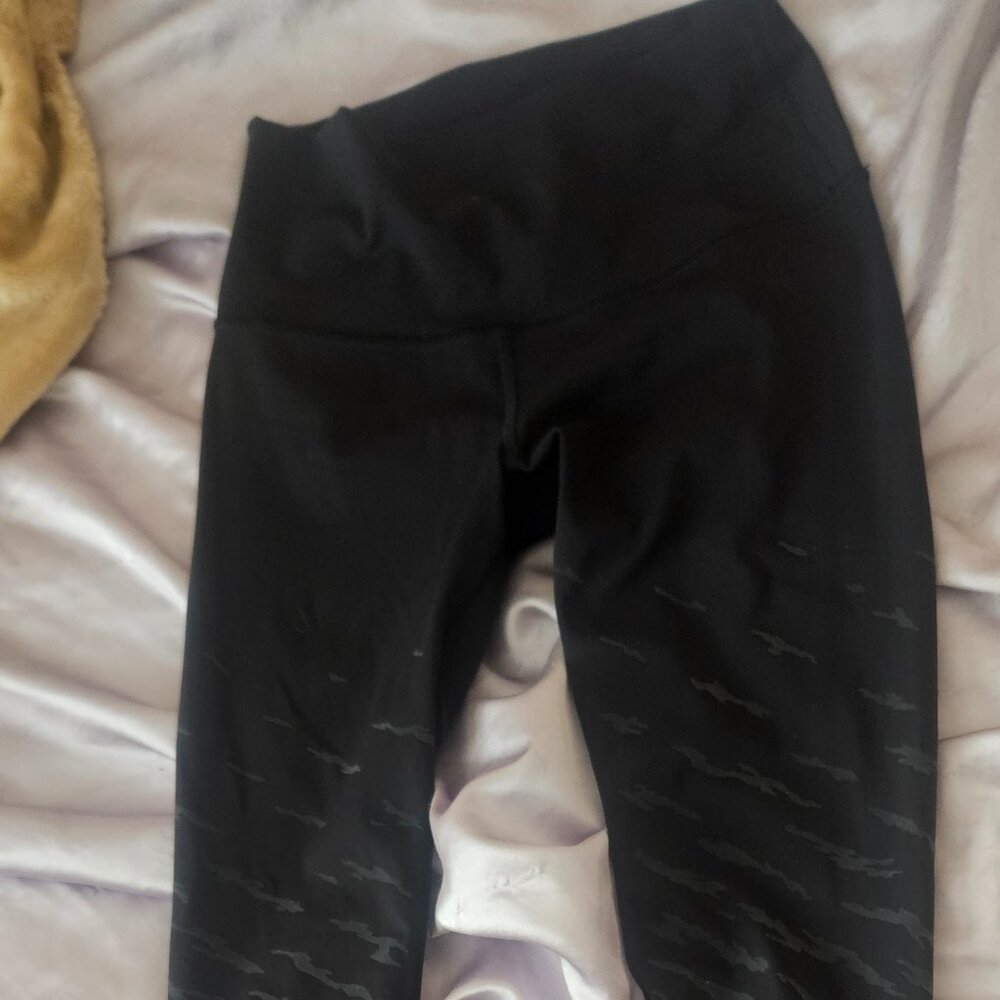 Lululemon Lunar New Year Wunder Under High-Rise Tight 25" black Size 4